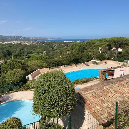 Vue Golfe De Saint-tropez Apartamento Cogolin