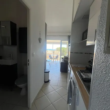 Vue Golfe De Saint-tropez Apartamento Cogolin
